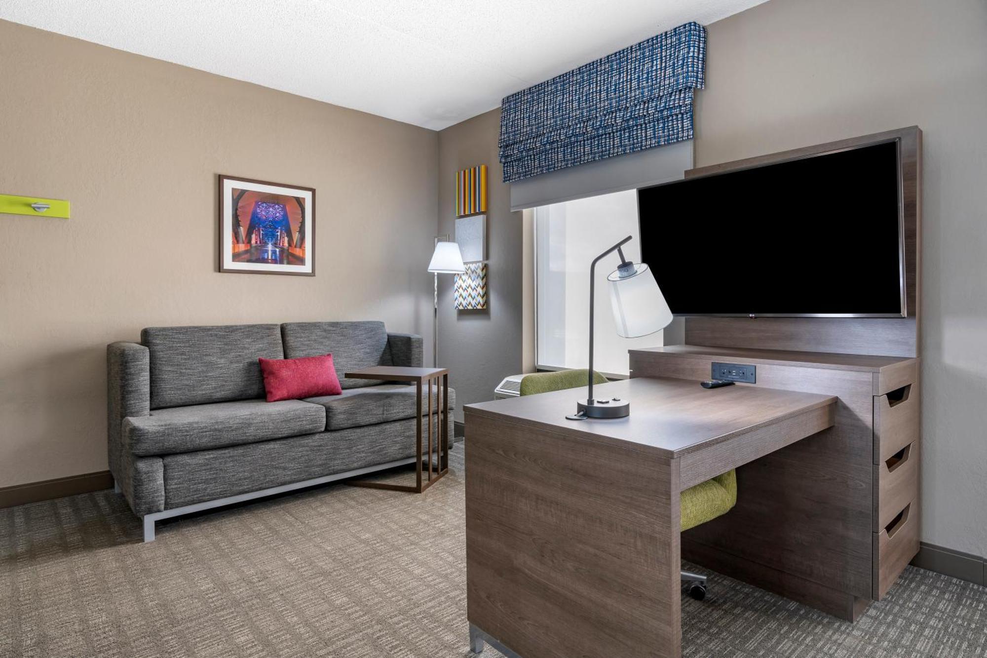 Hampton Inn & Suites Louisville East Exteriör bild